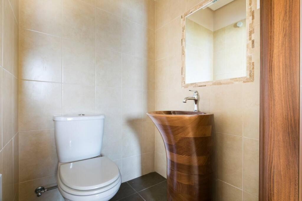Eucalyptus Suite Sea View Karavómilosz Kültér fotó