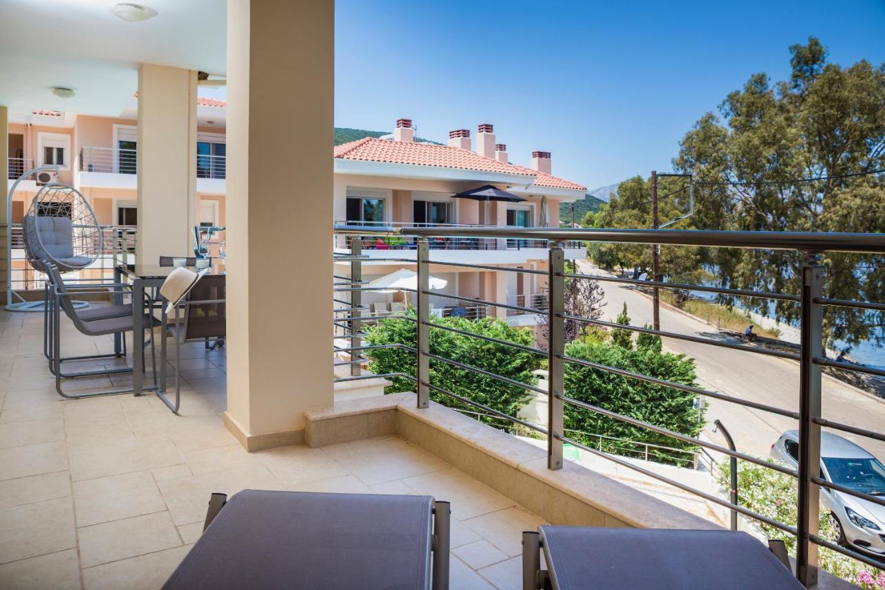 Eucalyptus Suite Sea View Karavómilosz Kültér fotó