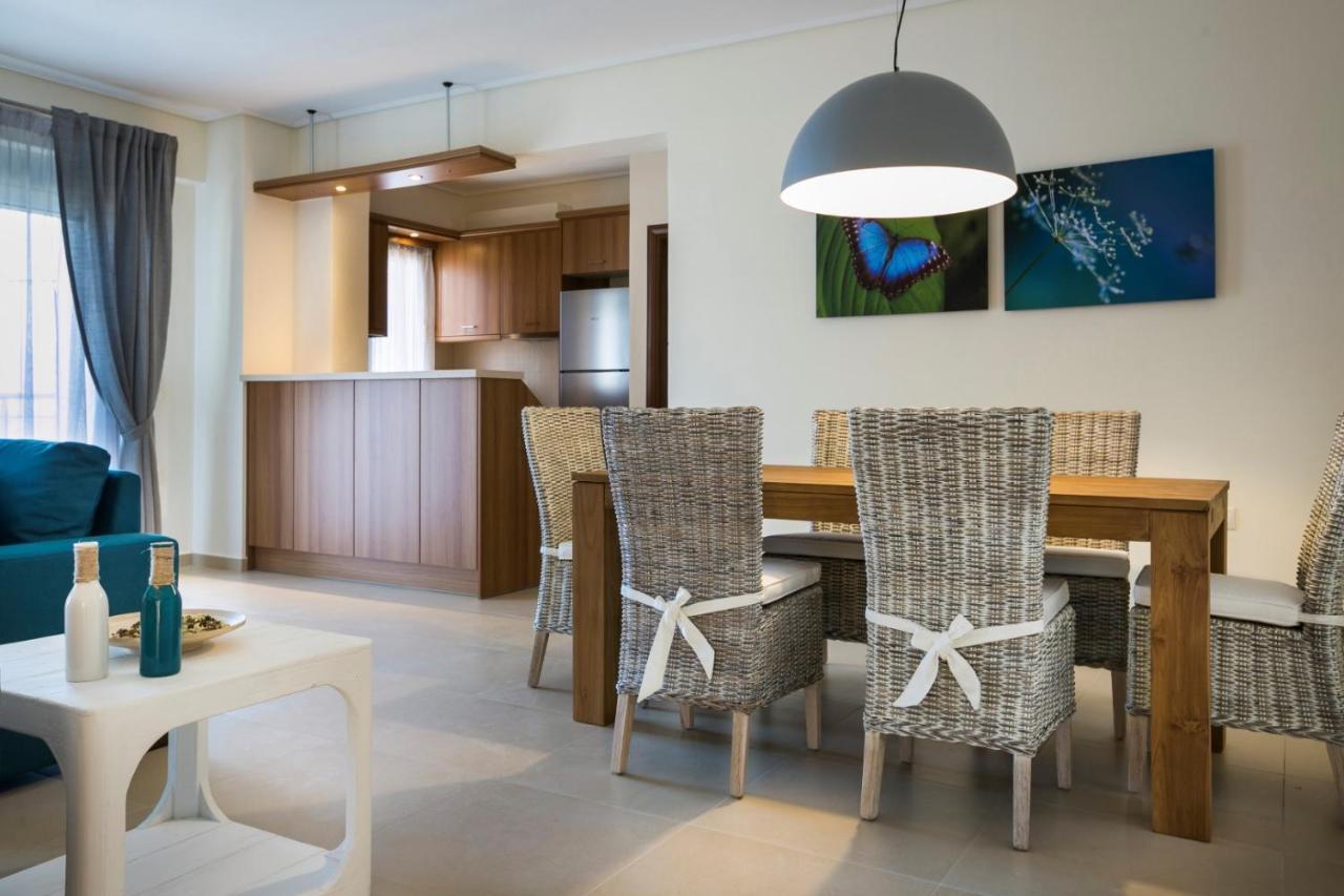 Eucalyptus Suite Sea View Karavómilosz Kültér fotó