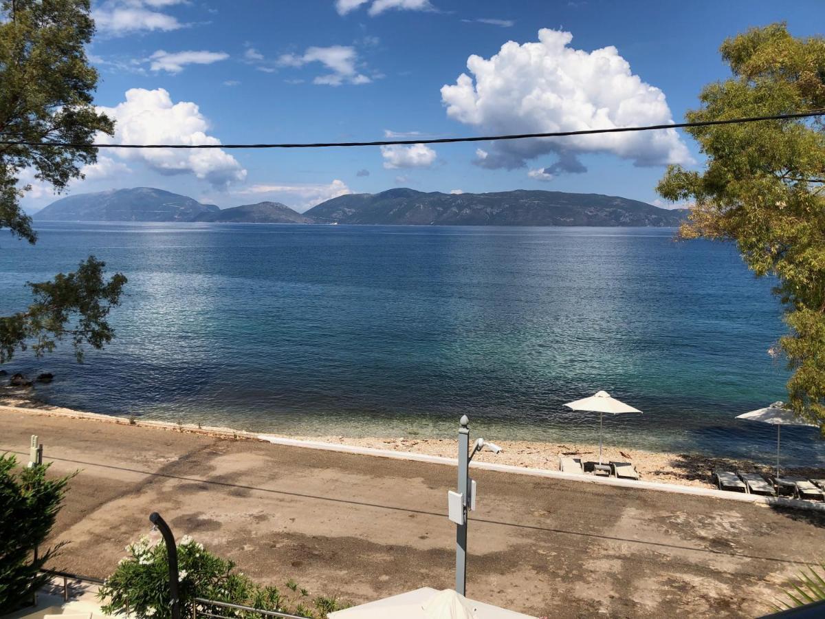 Eucalyptus Suite Sea View Karavómilosz Kültér fotó